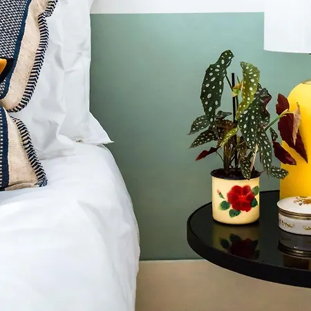 Brand New & Spacious 2bdr By Lovelystay *